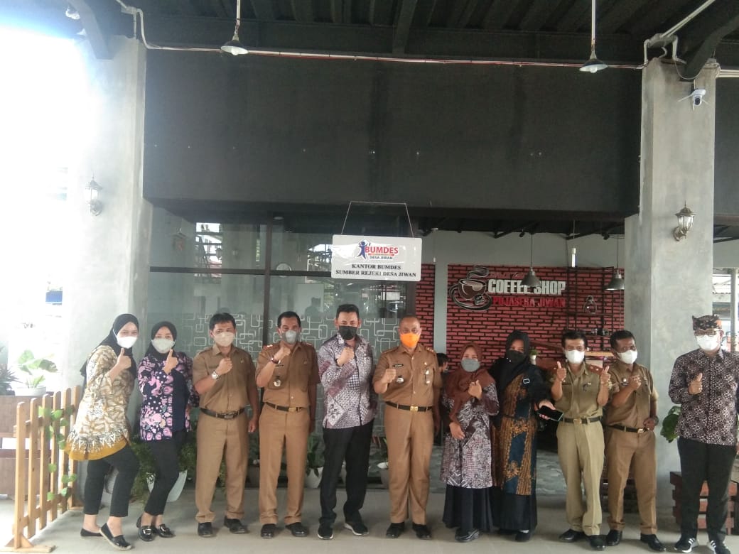 Kunjungan dan Studi Banding Dinas PMD Kab. Banyuwangi di Pujasera Jiwan￼